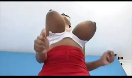جولیا آرایشگاه به من می دهد از blowjob و تقدیر قورت عکس سکسی کردن کون می دهد