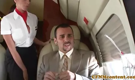 ورزش بلوند با الاغ بزرگ دیک سوار می شود و اسپرم در عکس سکس کردی سوراخ می شود